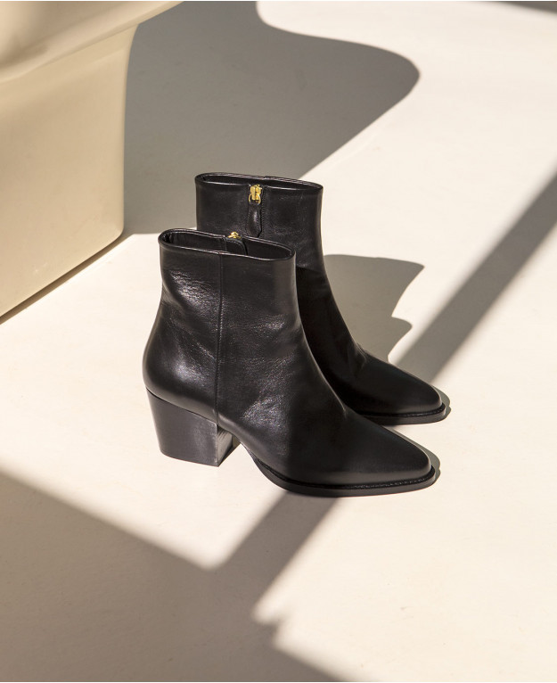 Boots n°700 Black Leather | Rivecour Boots n°700 Black Leather | Rivecour
