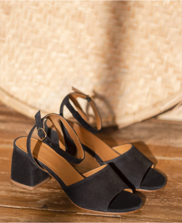 Sandals n°889 Black Suede| Rivecour Sandals n°889 Black Suede| Rivecour