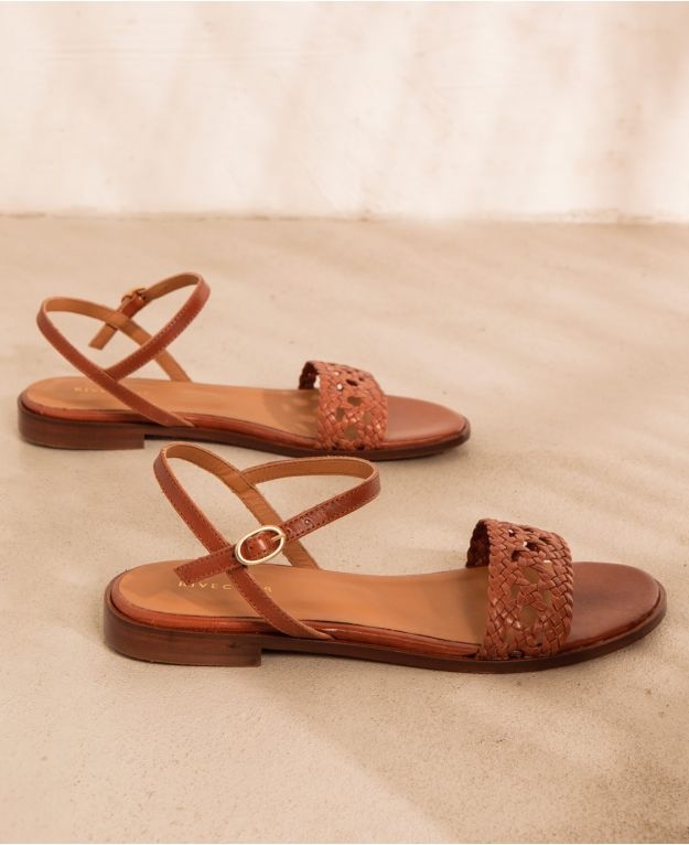Buy Bagatt White & Cognac Goldy Rivets Ankle Strap Sandals for Women Online  @ Tata CLiQ Luxury