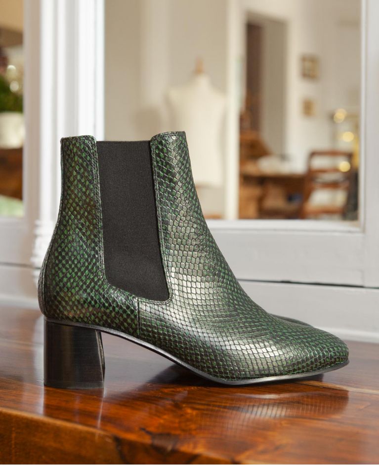 Cobra hot sale snakeskin boots