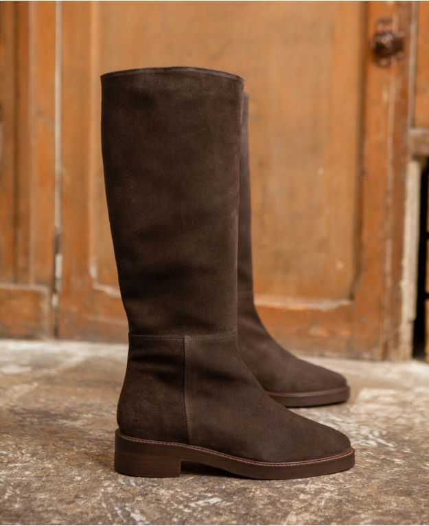 Tall cognac leather outlet boots